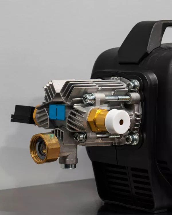 Active 2.0 Electric Pressure Washer – 1800 PSI, 2.0 GPM with Full OE Kit | Compact & Powerful Car Detailing Solution - Image 4